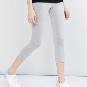Womens Soild Gray Cropped Leggings